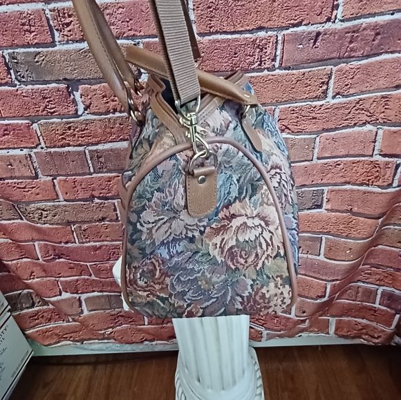 TRAVEL BAG - Picture 6 of 14